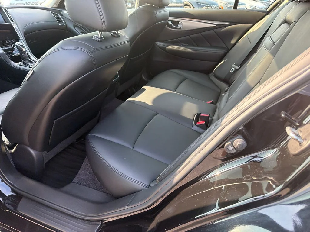 Used 2020 Black INFINITI 3.0t LUXE image 20