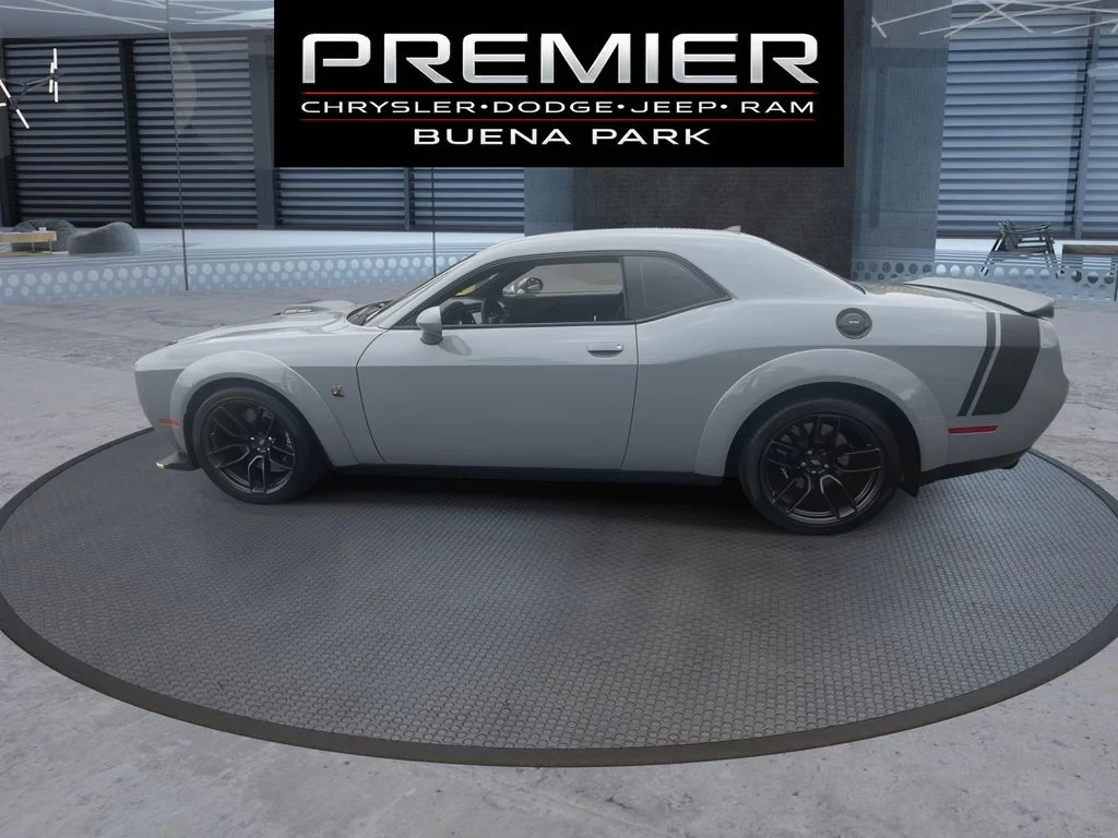 Used 2022 Gray Dodge R/T Scat Pack Widebody image 5