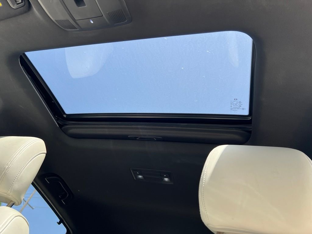Used 2021 Black Mazda Signature image 9