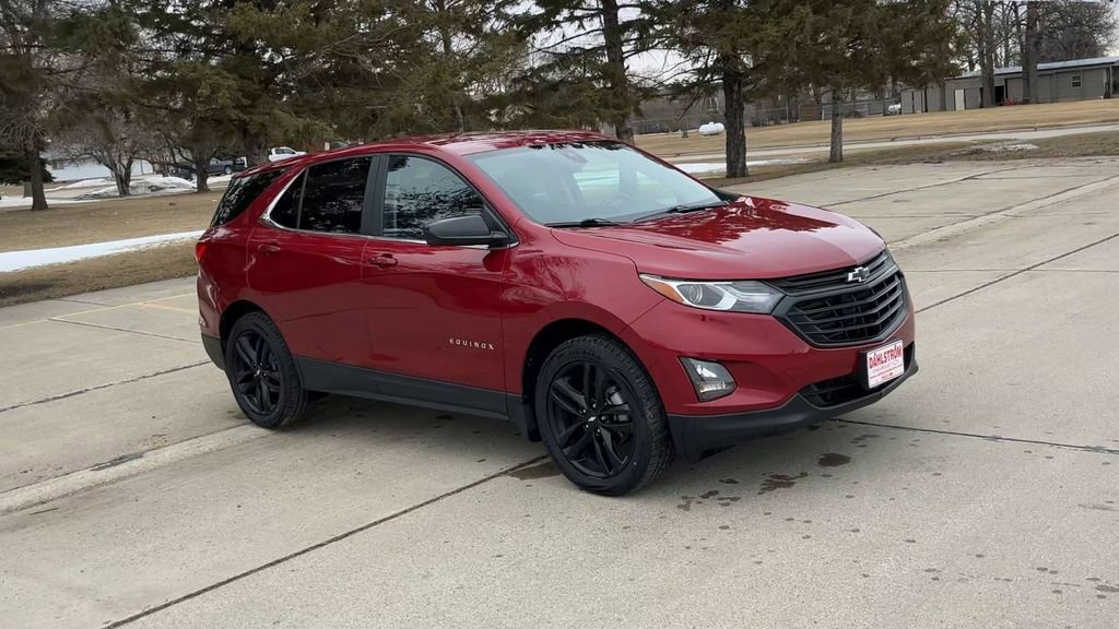 Used 2021 Chevrolet Equinox LT with VIN 2GNAXUEV5M6127990 for sale in Oslo, Minnesota