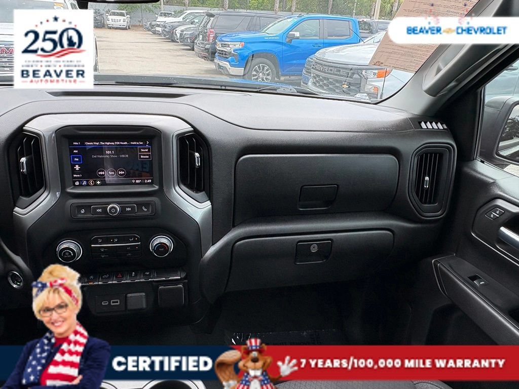 Used 2023 Black Chevrolet Custom image 17