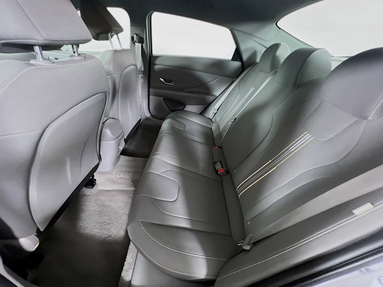 Certified Used 2026 Fluid Metal Hyundai SEL Sport image 24