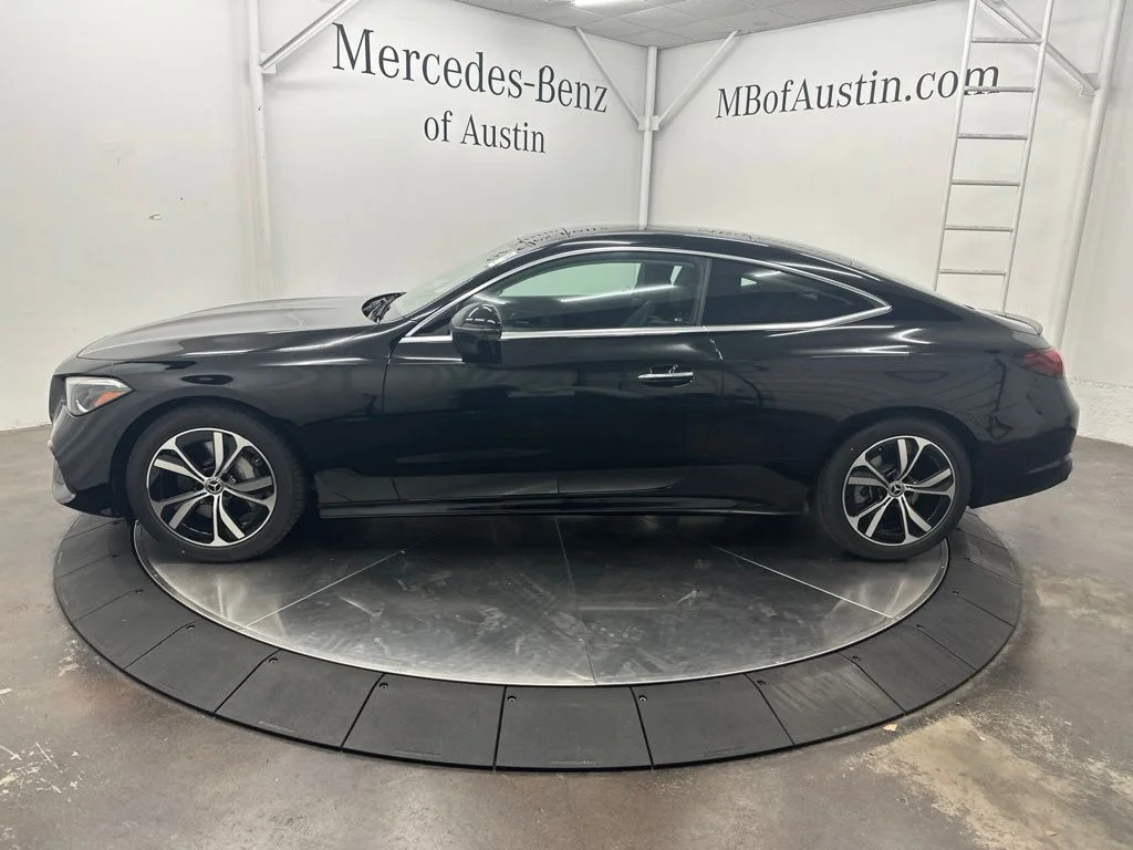 New 2027 Black Mercedes-Benz CLE 300 image 4