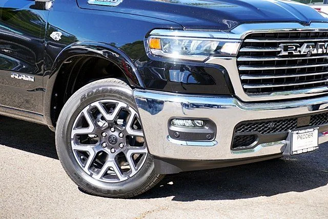 New 2026 Diamond Black Crystal Pearl-Coat Exterior Paint RAM Laramie image 3
