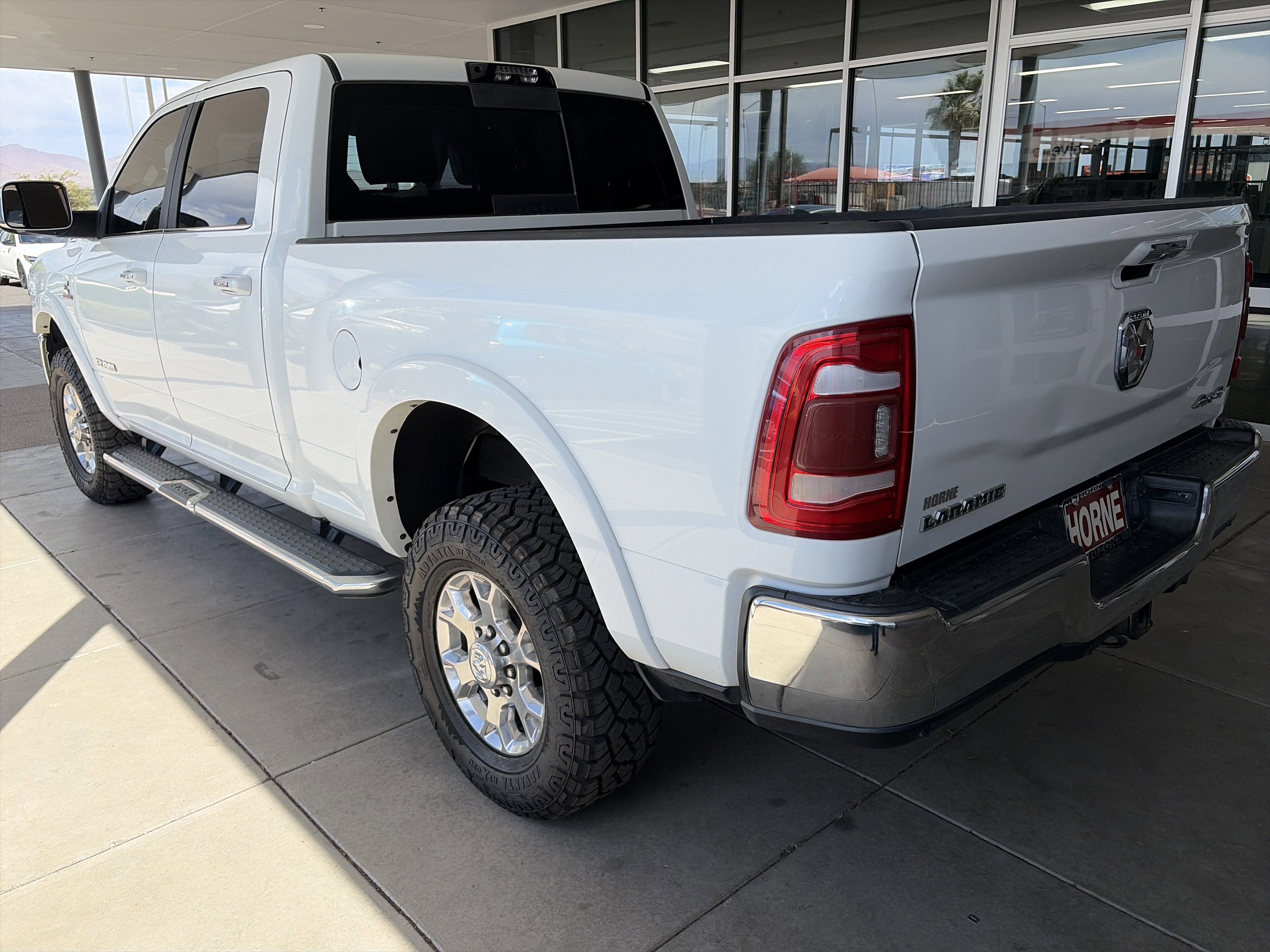 Used 2022 White Ram Laramie image 6