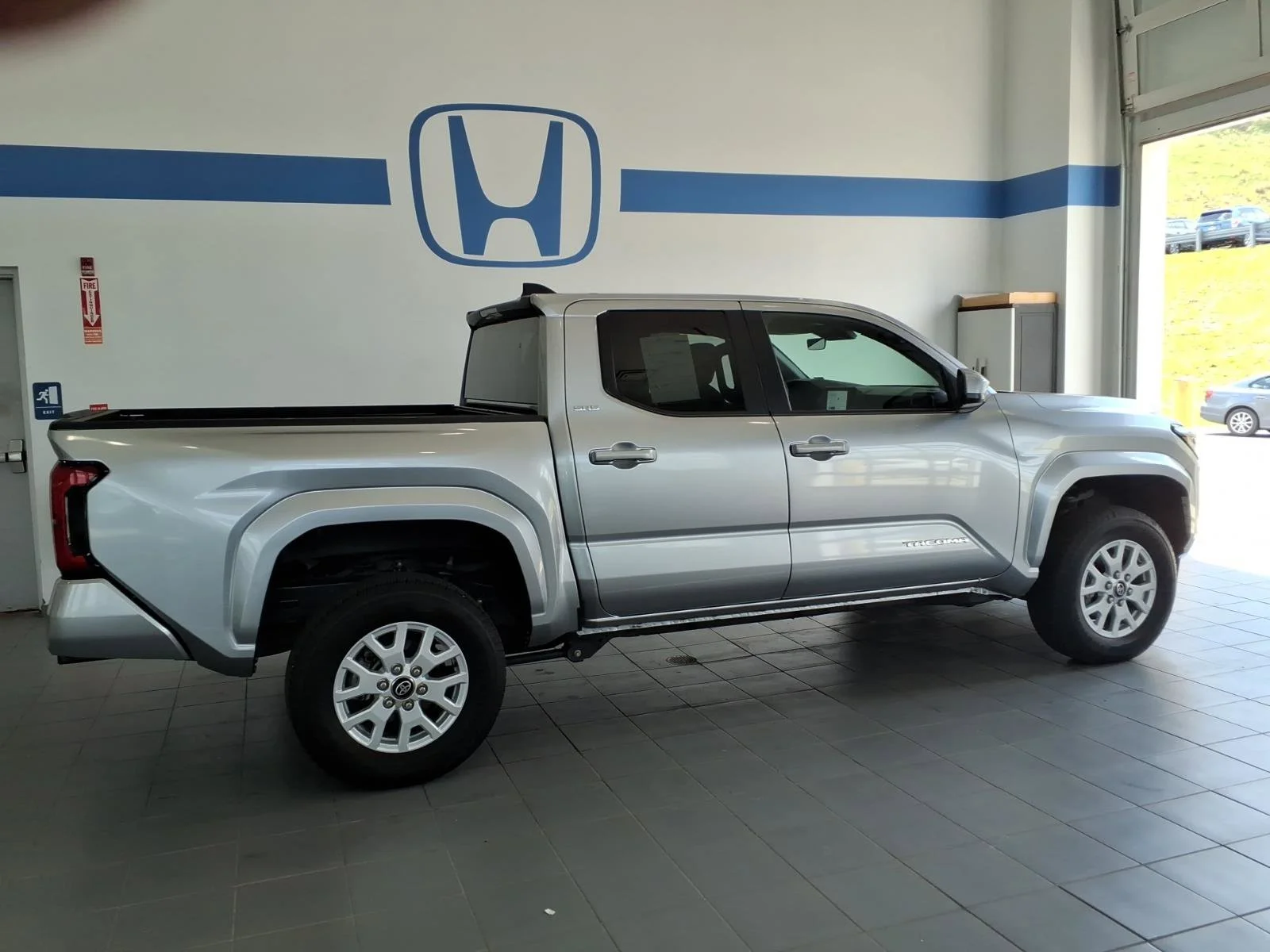 Used 2025 Celestial Silver Metallic Toyota SR5 image 4