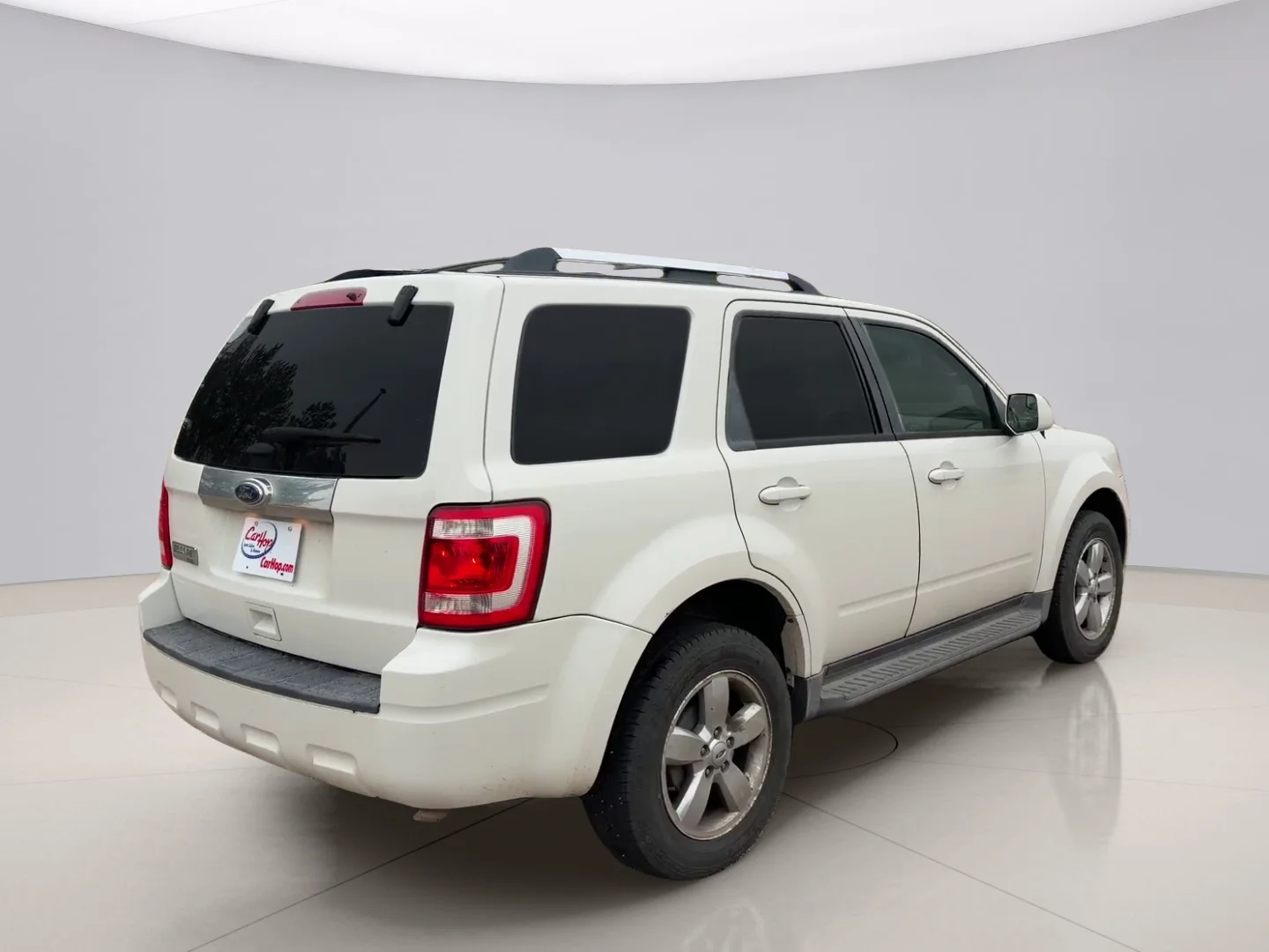 Used 2012 White Ford LIMITED image 5