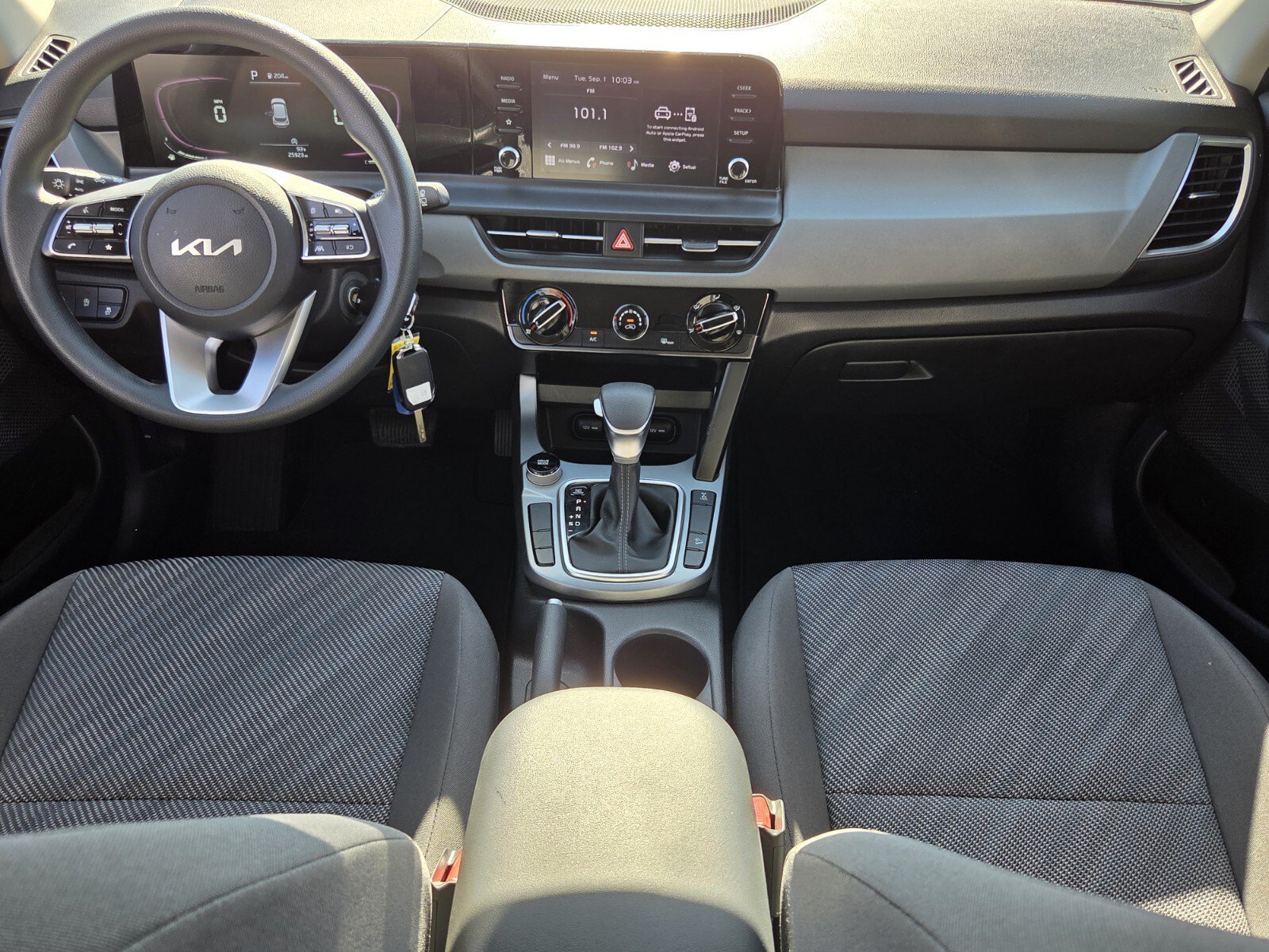 Used 2024 Steel Gray Kia LX image 12
