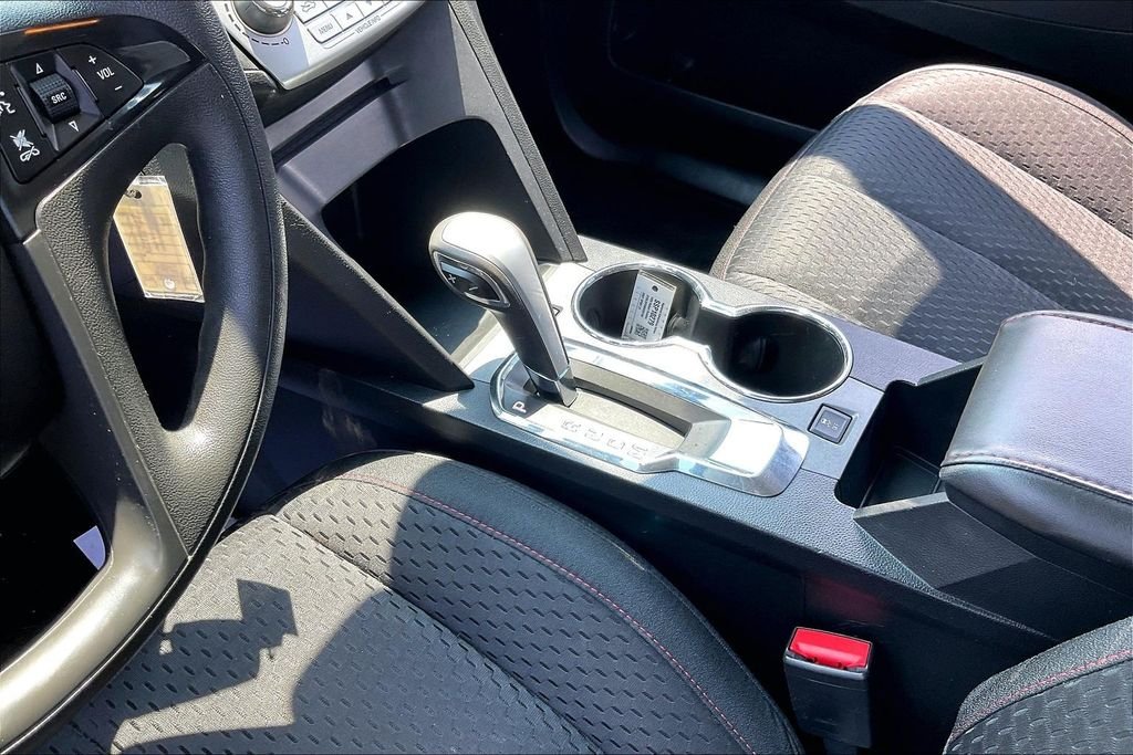 Used 2014 Silver Chevrolet LS image 20