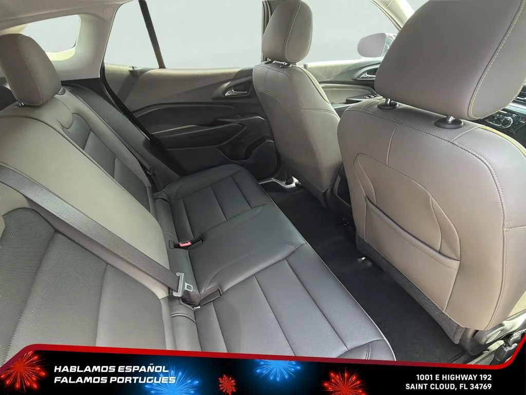 Used 2025 Cacti Green Chevrolet ACTIV image 28