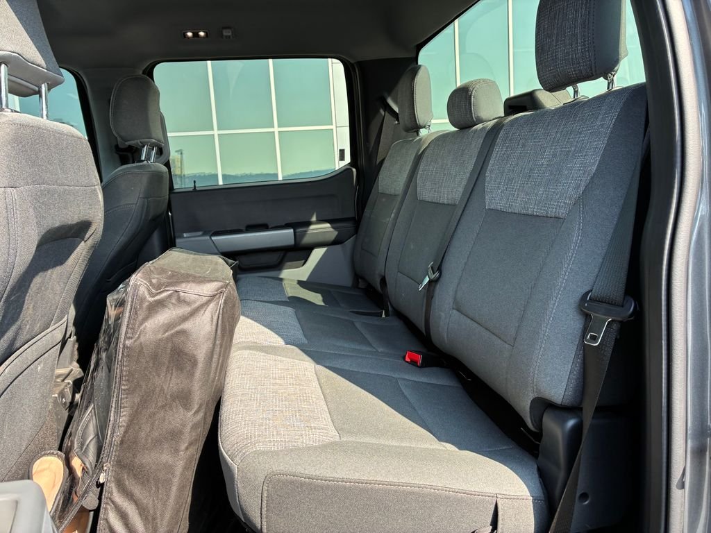 Used 2025 Gray Ford XLT image 18