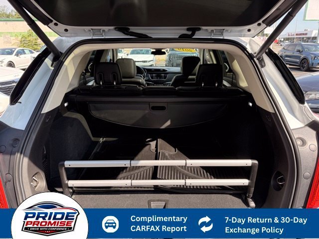 Used 2019 CRYSTAL WHITE TRICOAT Cadillac Luxury AWD image 15