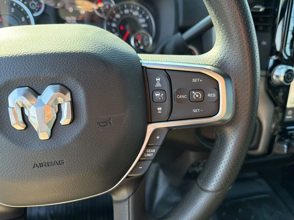 New 2026 Bright White Clearcoat RAM Tradesman image 47
