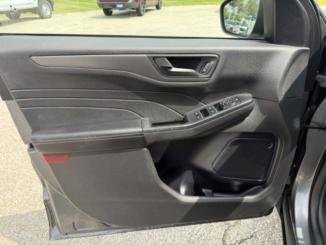 Used 2024 Gray Metallic Ford Active image 9