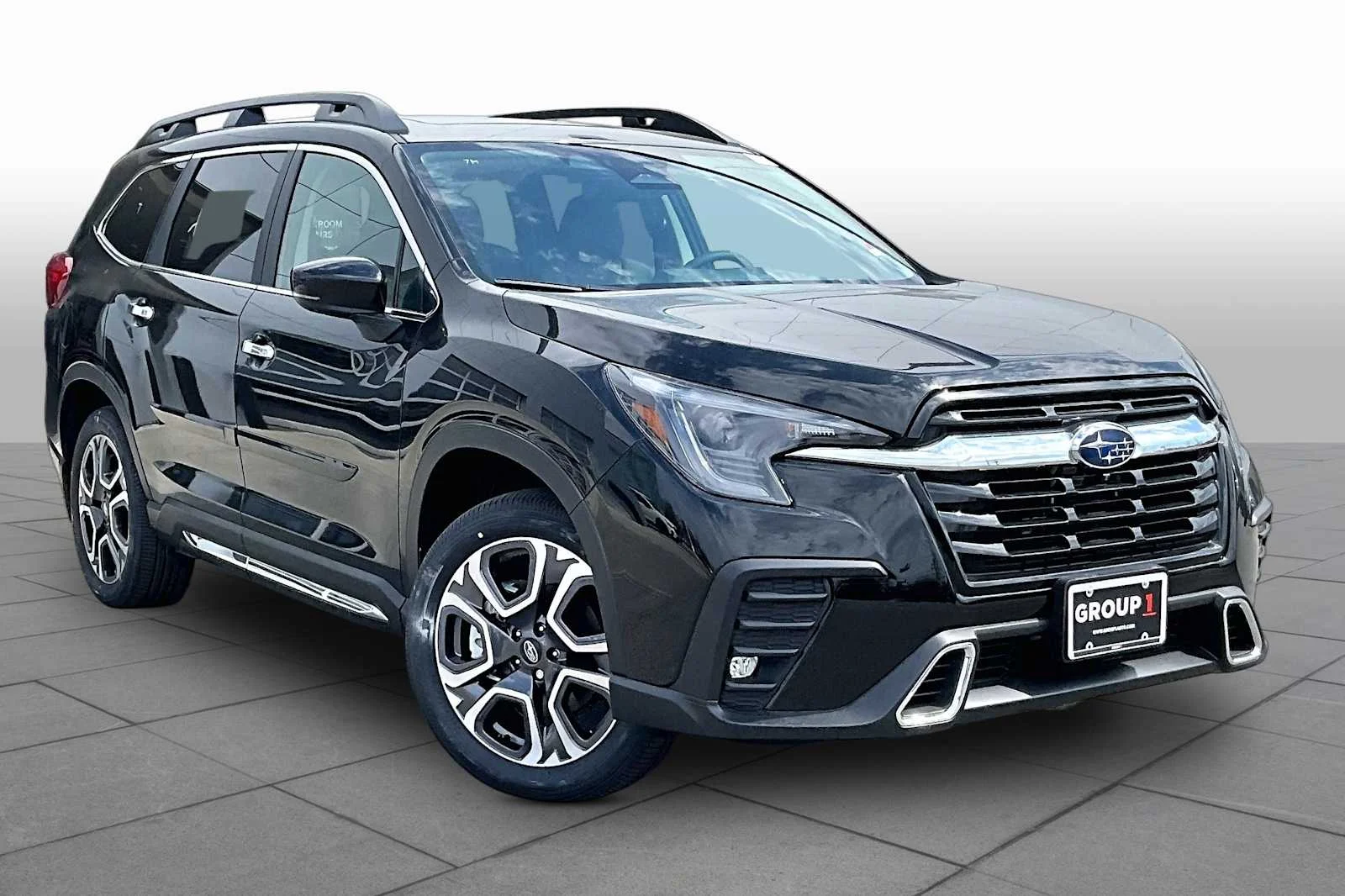 New 2026 Crystal Black Silica Subaru Touring image 2