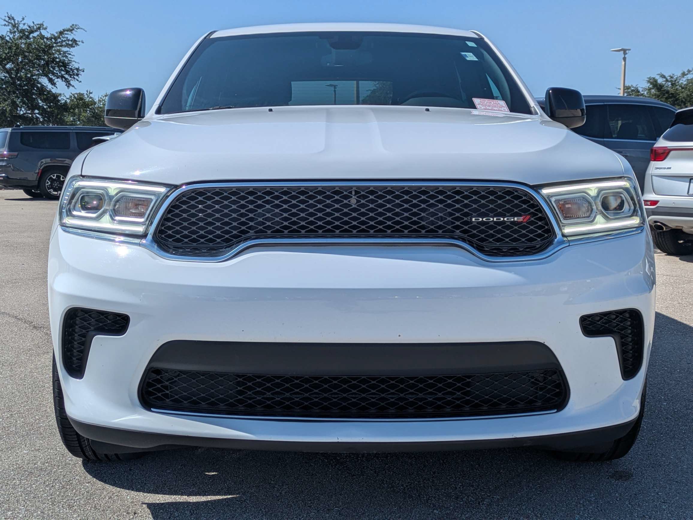 Used 2024 White Knuckle Clearcoat Dodge SXT image 10
