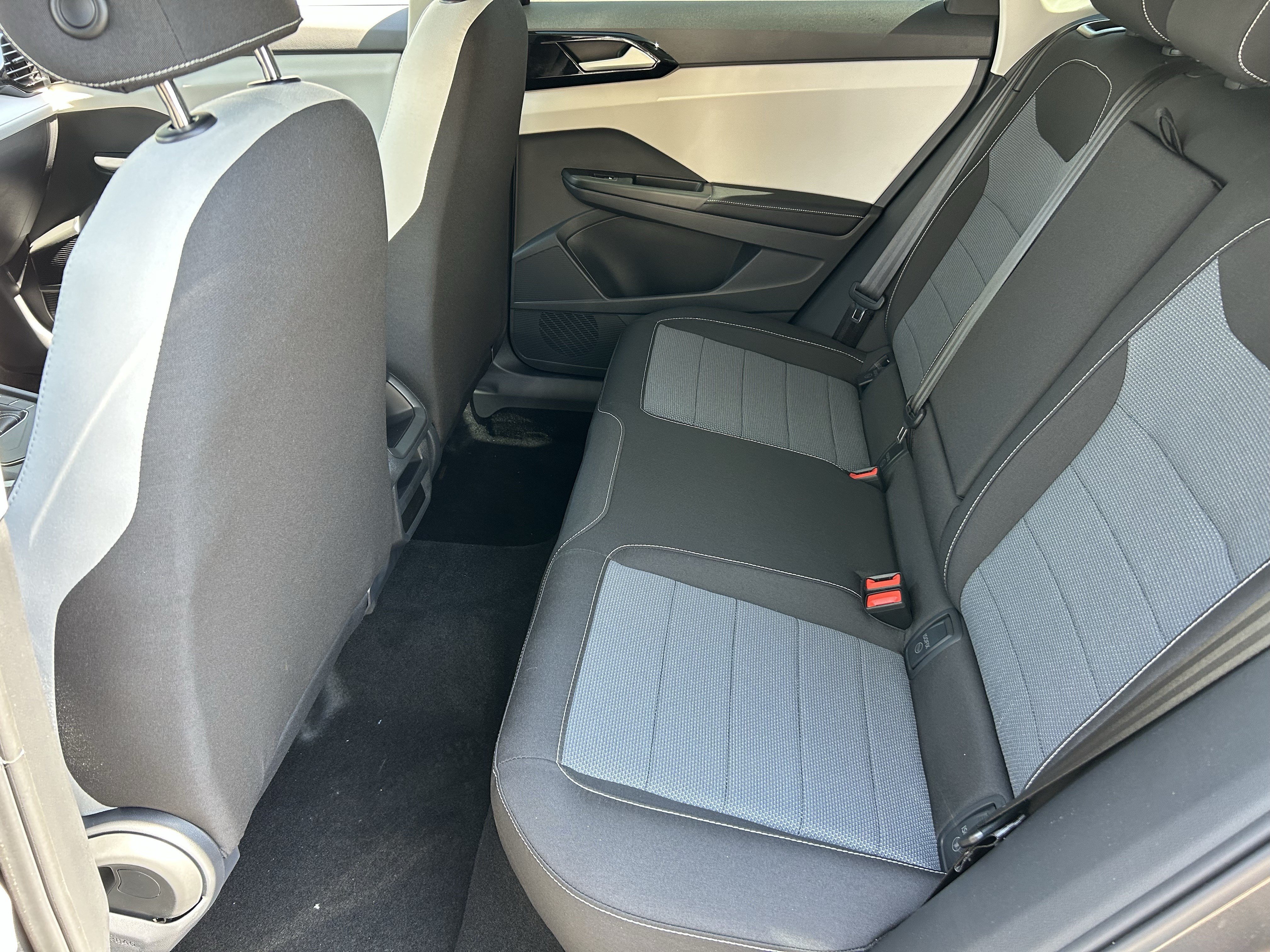 New 2026 Platinum Gray Metallic Volkswagen S image 13