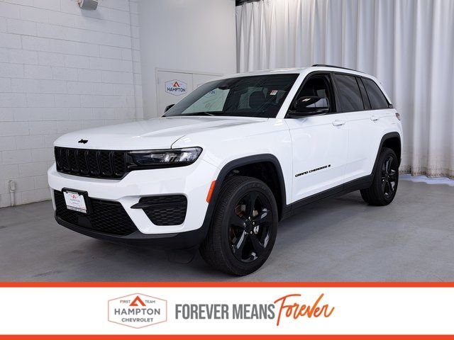 2022 Jeep Grand Cherokee Altitude