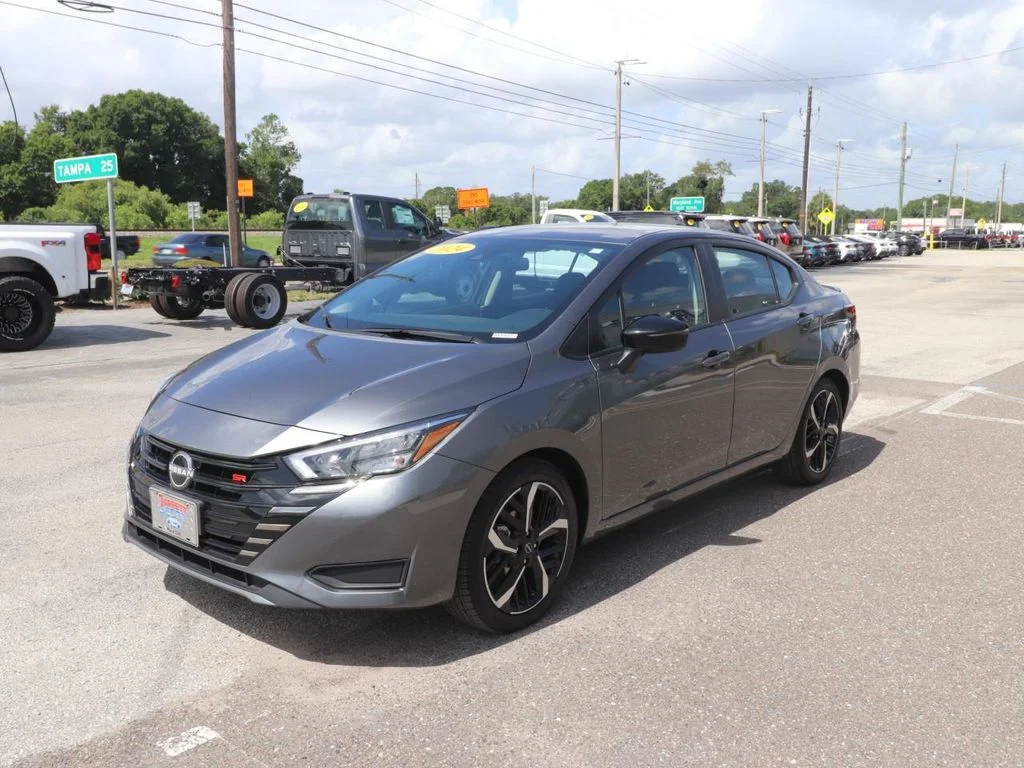 Certified Used 2024 Gray Nissan 1.6 SR image 3