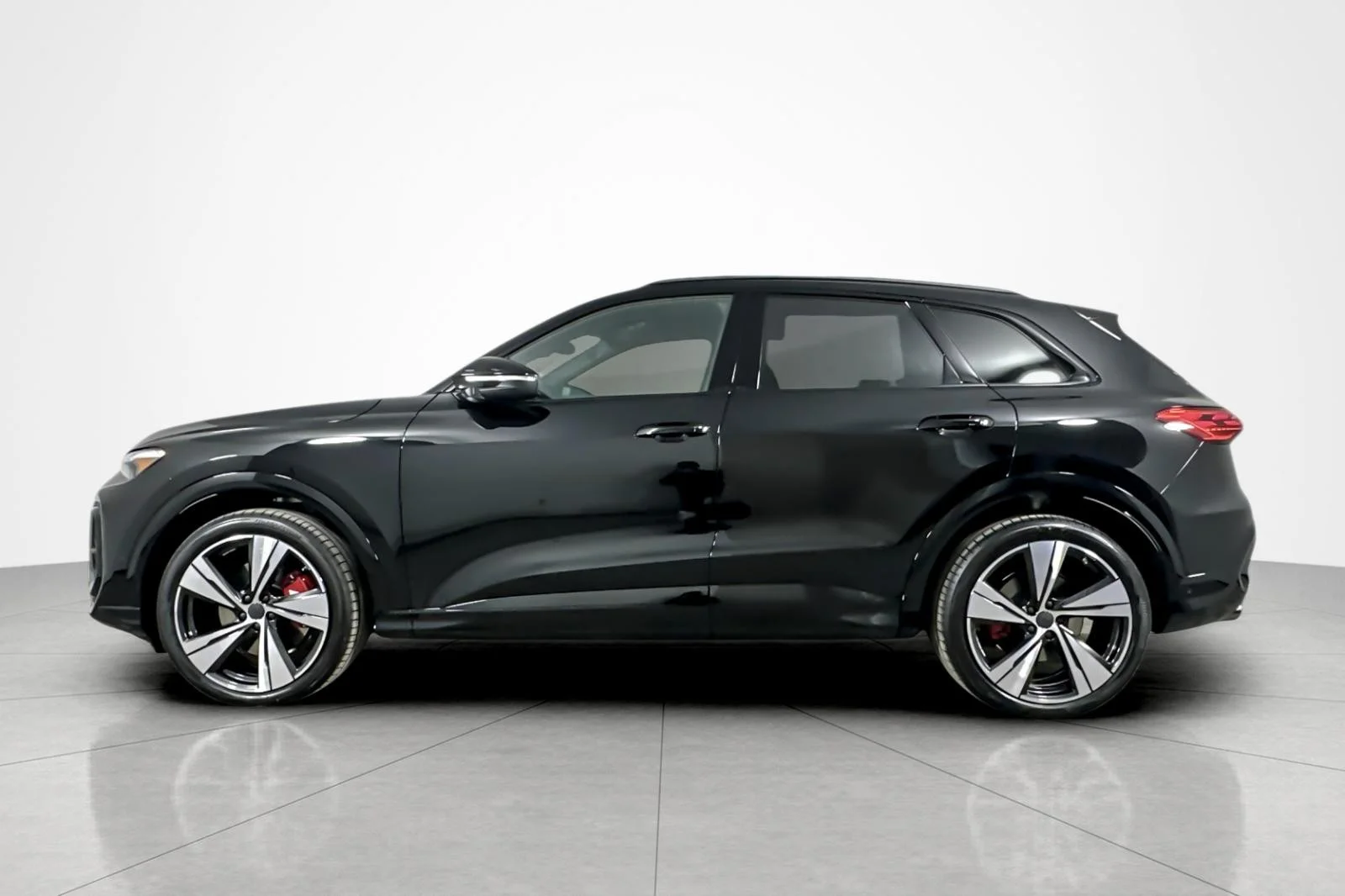 New 2026 Mythos Black Metallic Audi Premium Plus 3.0 TFSI quattro image 3