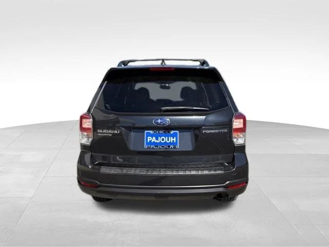 Used 2018 Gray Subaru 2.5i Premium image 4