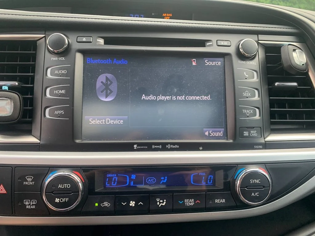 Used 2019 Gray Toyota SE image 23