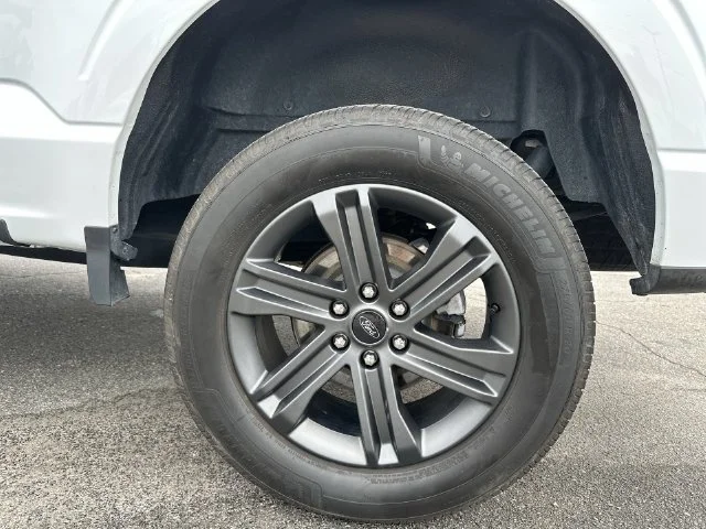 Used 2023 White Ford XLT image 10
