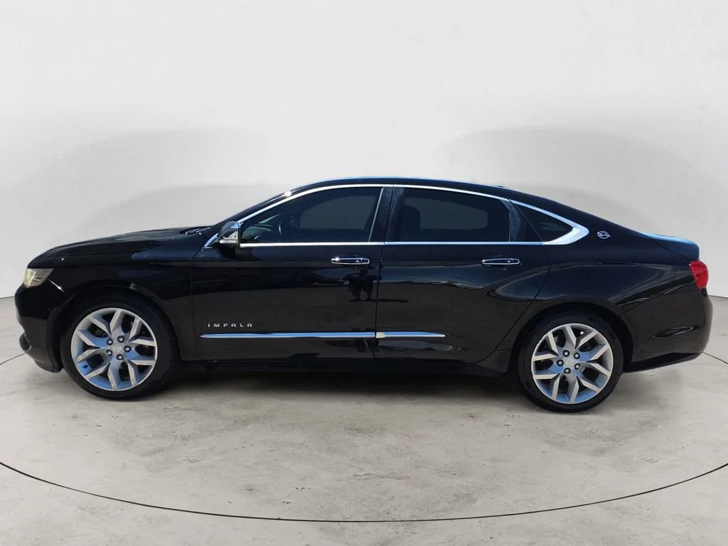 Used 2015 BLACK Chevrolet LTZ image 2