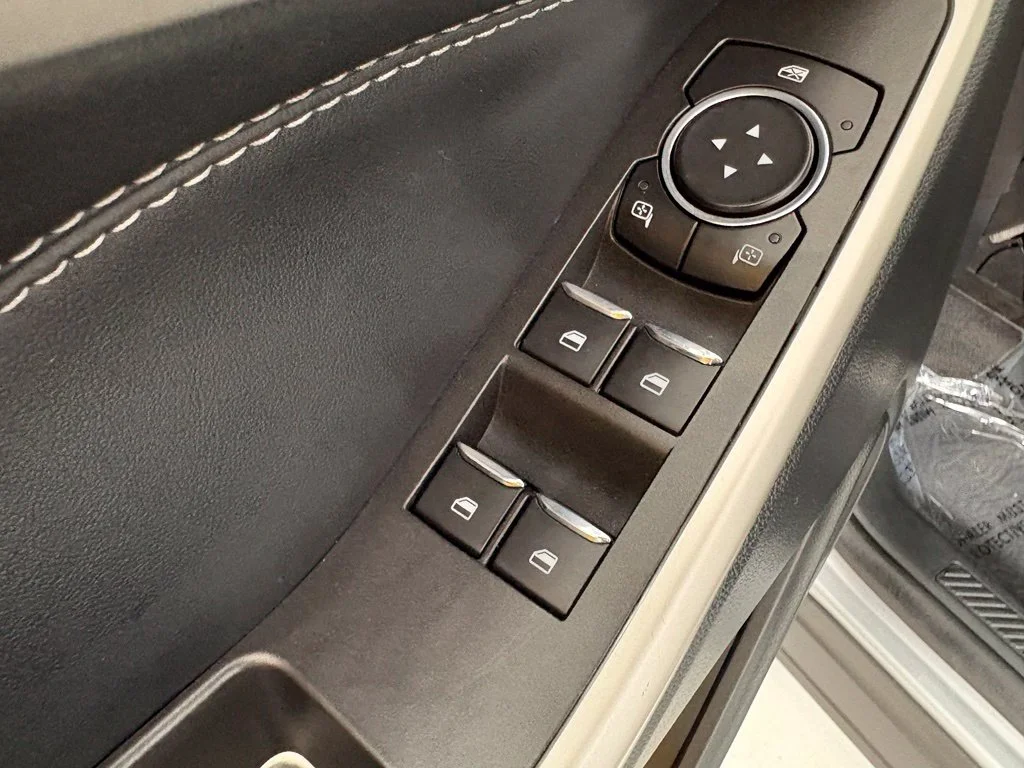 Used 2023 Silver Ford XLT image 20