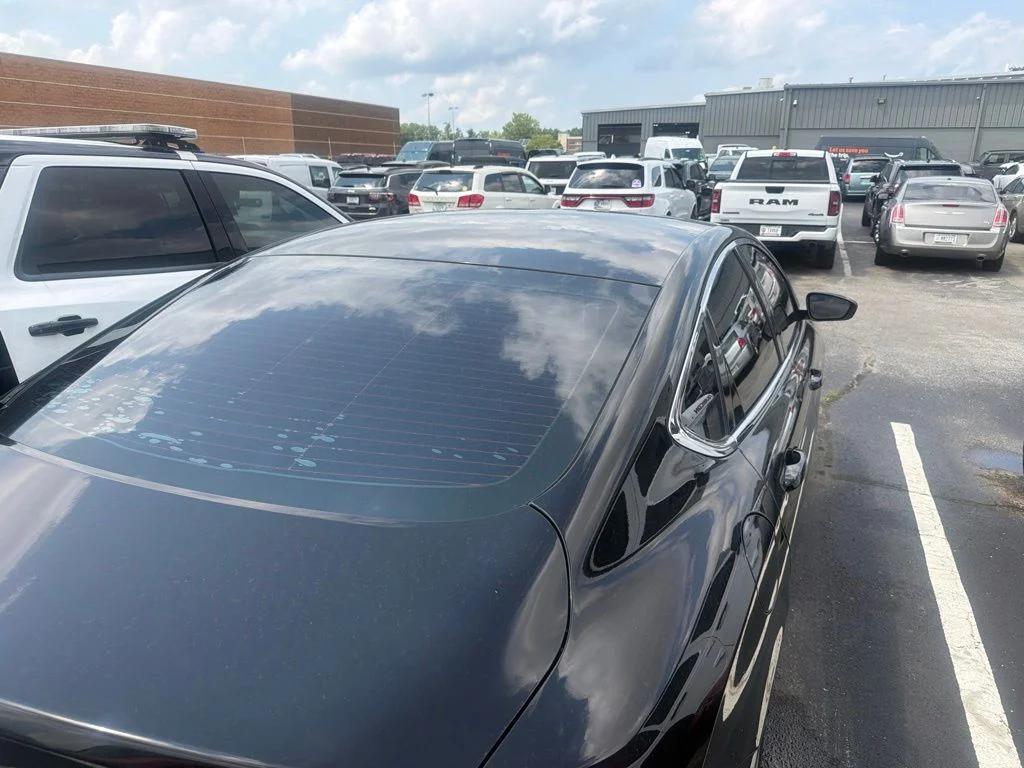Used 2017 Black Chrysler LX image 12