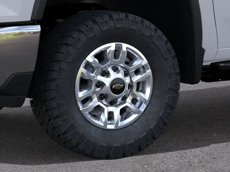 New 2026 Summit White Chevrolet WT image 9