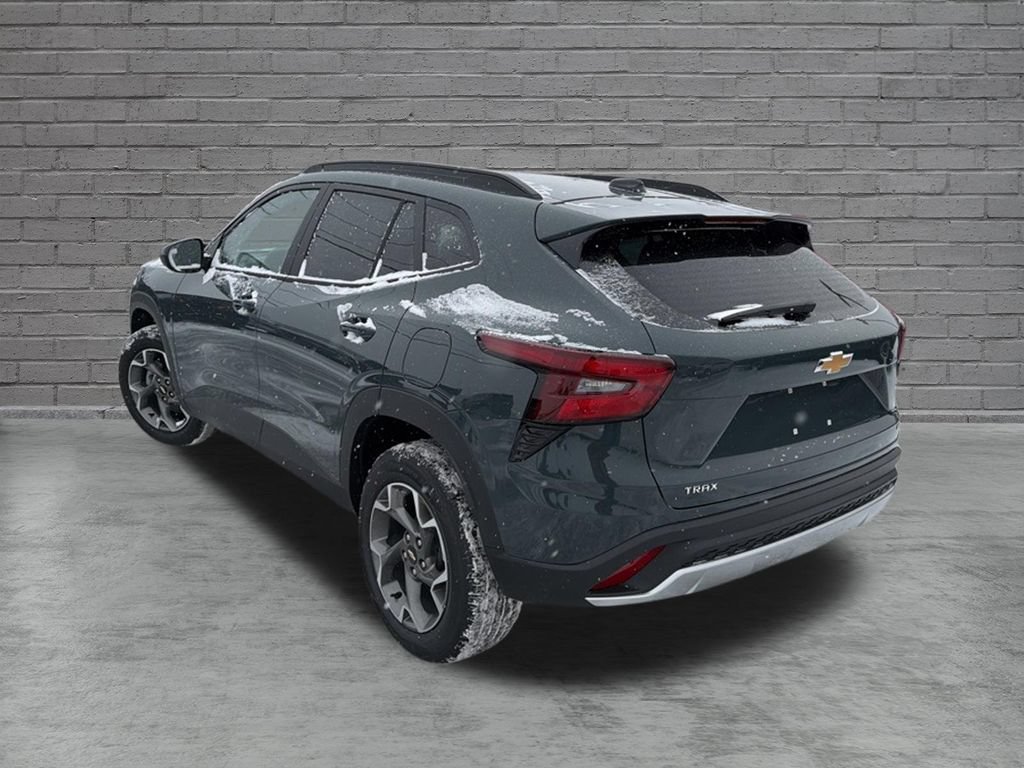 2026 Chevrolet Trax LT - Photo 8