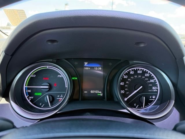 2021 Toyota Camry SE - Photo 14