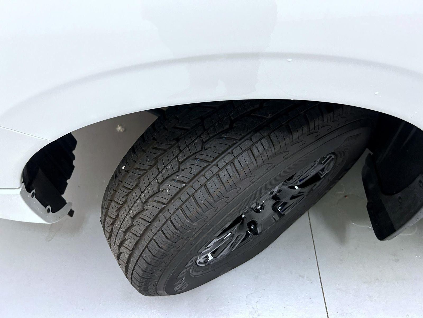 Used 2021 White Nissan SV image 24
