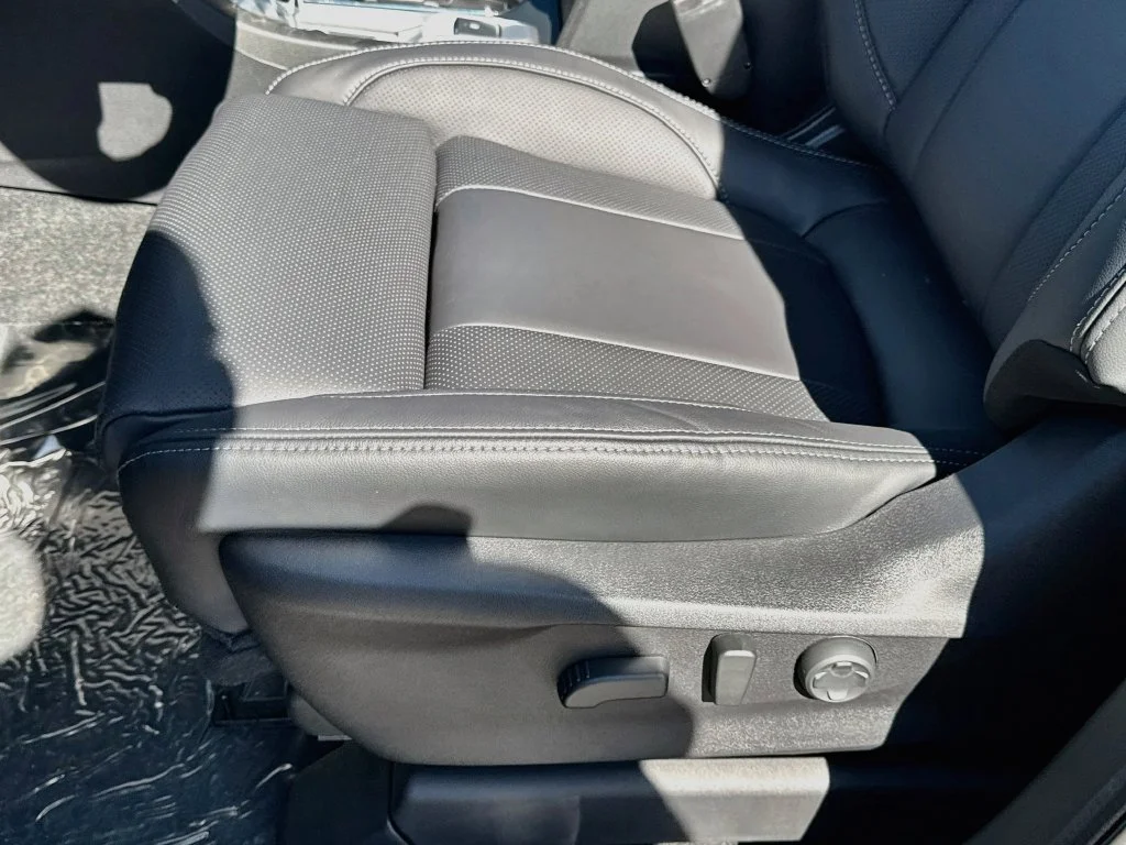 New 2027 Blue Subaru Limited image 23
