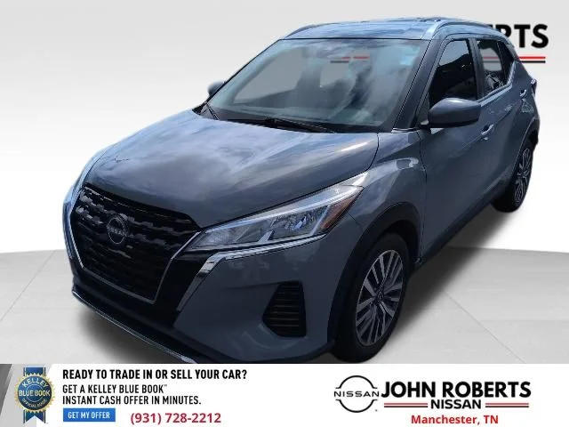 Used 2023 Gray Nissan SV image 3