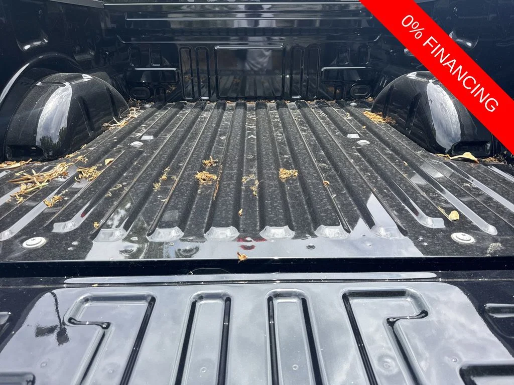 New 2026 Agate Black Metallic Ford XLT image 18