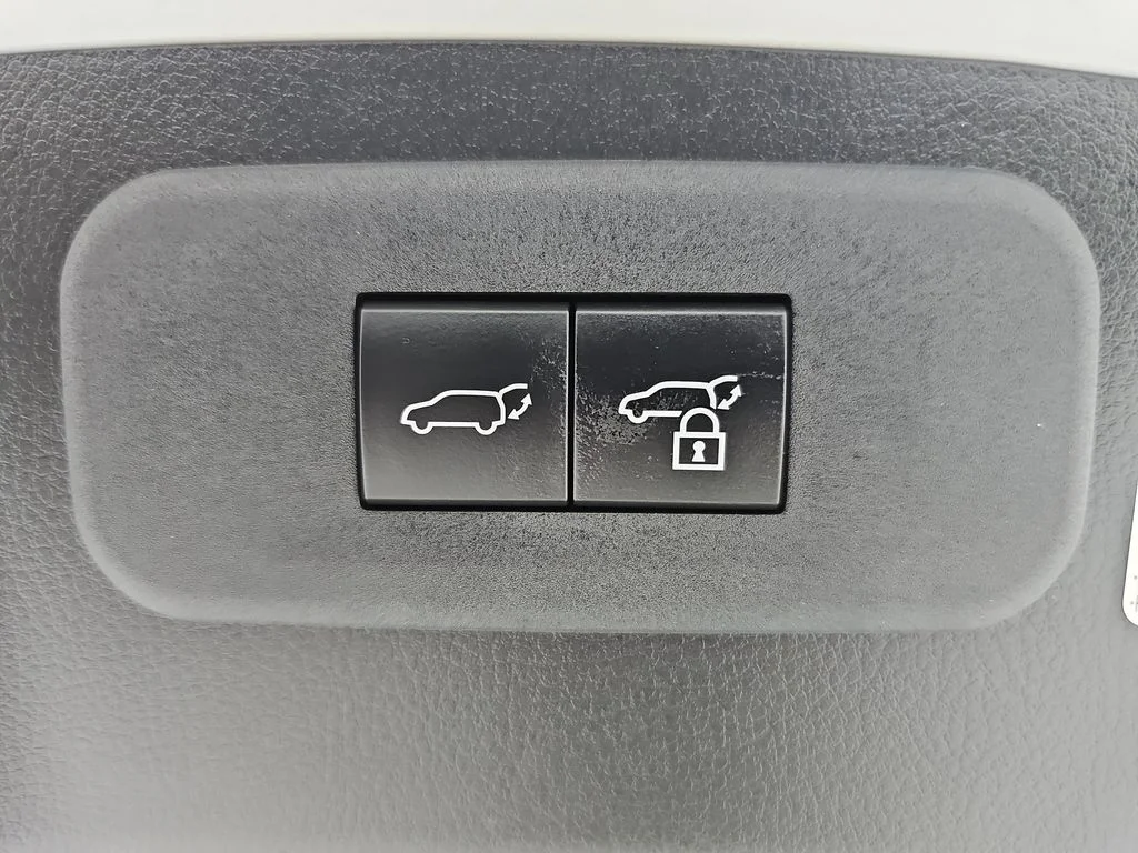 Used 2022 White Lexus 250 Base image 19