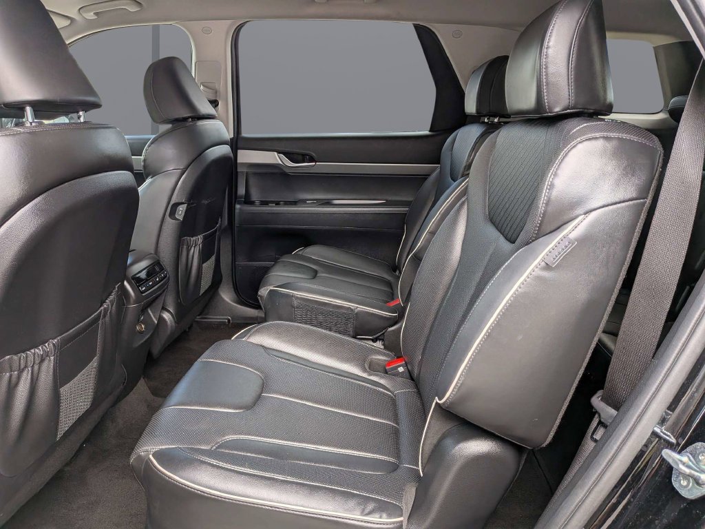 Certified Used 2025 Black Hyundai SEL image 19