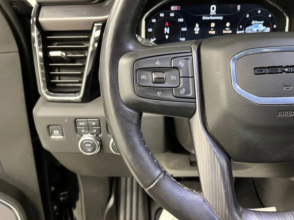 Used 2025 Black GMC Denali Ultimate image 29