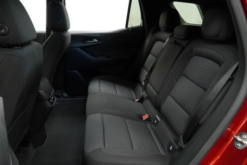 2027 Chevrolet Equinox LT - Photo 12