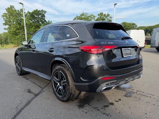 New 2026 Graphite Grey Metallic Mercedes-Benz GLC 300 image 5