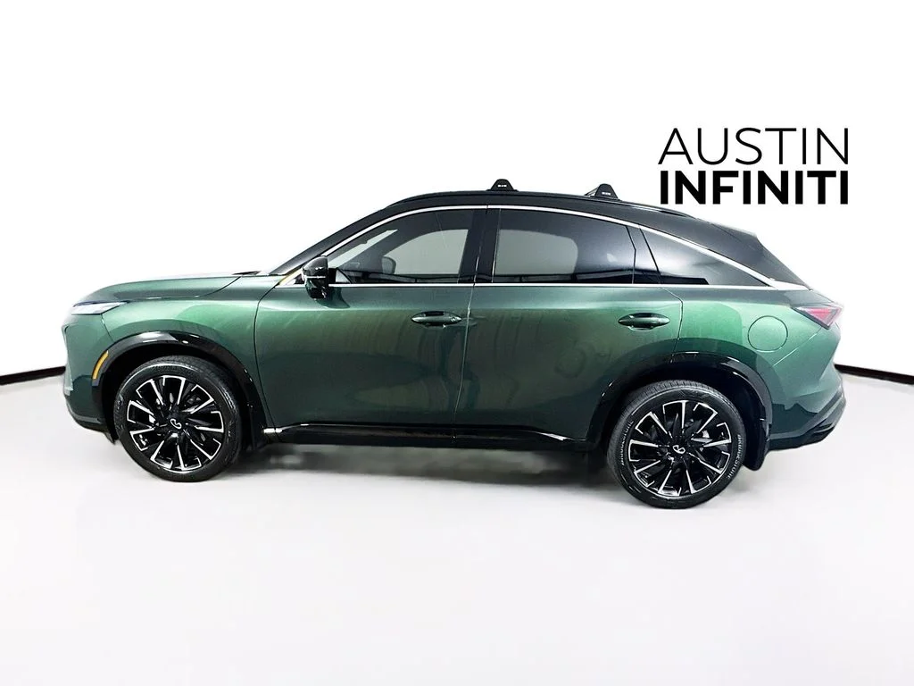 New 2027 2T DEEP EMRD INFINITI SPORT image 4