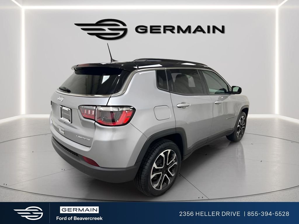 Used 2023 Billet Silver Metallic Jeep Limited image 7