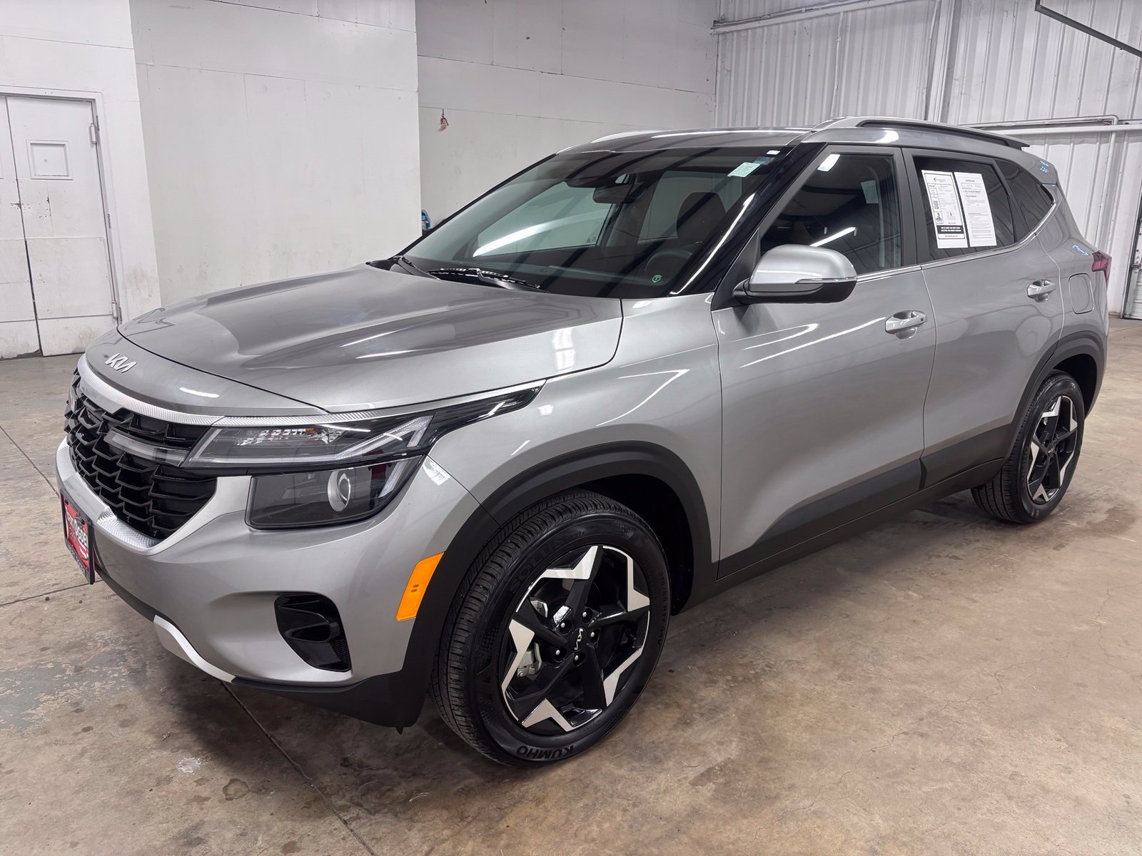 Used 2026 Gray Kia EX image 3
