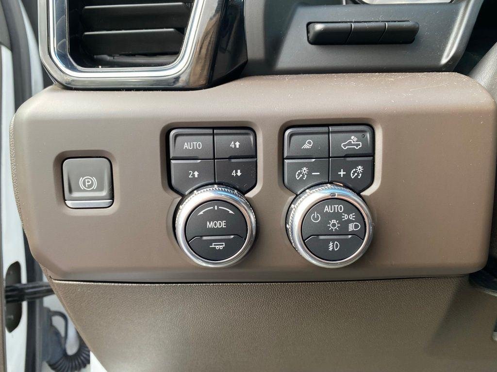 Used 2024 Summit White GMC Denali image 17