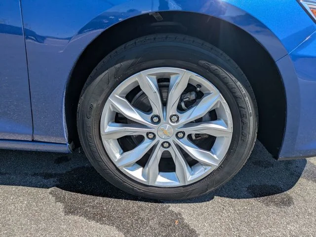 Used 2023 Blue Chevrolet LT image 11