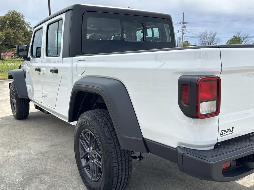 New 2026 Bright White Clear-Coat Exterior Paint Jeep Sport image 10