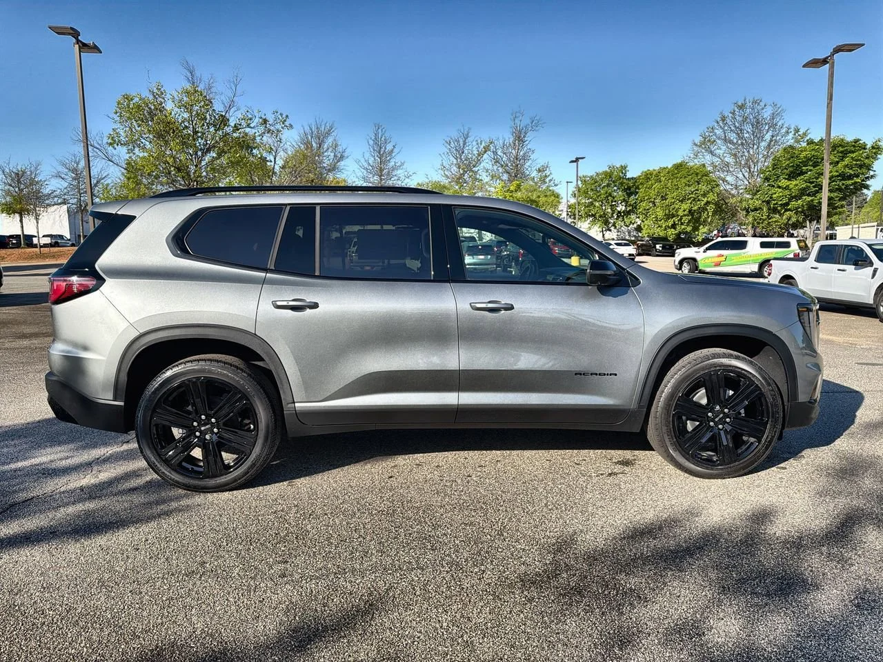 New 2026 Sterling Metallic GMC Elevation image 9