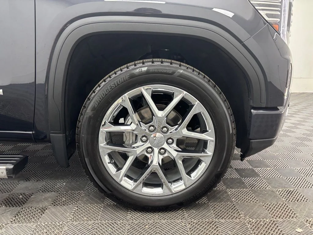 Used 2023 Silver GMC Denali image 15